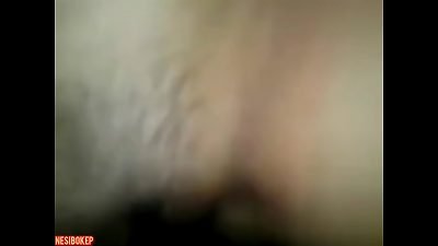 Bandung SPG's smooth coochie makes my man-meat ejaculate a pile