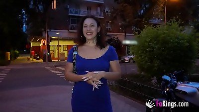 We test Serezade Monroe's anal invasion LIMITS: Will she take it??