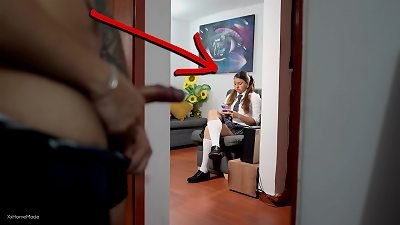 My stepdaughter's schoolmate makes me naughty and I masturbate looking at her - (Unexpected ending)