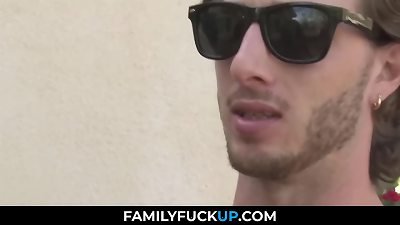 FamilyFuckUp.com - tramp Stepmother with sonny in Weekend Home