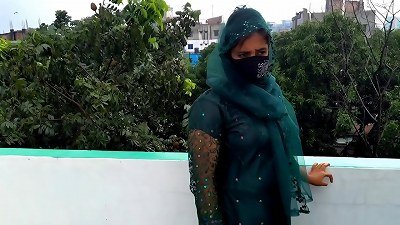 Indian college schoolteacher drill with her college girl