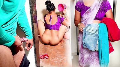 There was no tap water in Komal's friend's house, she came to our mansion to take a bath