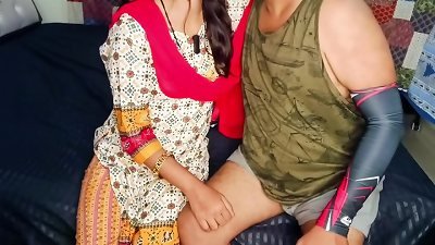 A plain way for mommy to earn money, the moneylender has to eat the food