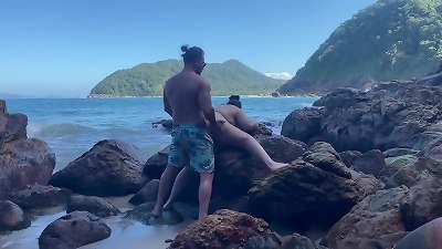 Big-tailed wife in a thong having hookup on the beach