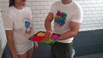 Holi off the hook Holi with the Bestfriend Saara and plumbs her in a nice way