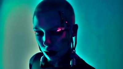 I&acute;M A CYBORG Mari Zombie roleplay a robot