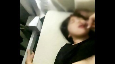 Seaman's wife flees the neighbor because she found out she is a girl - Real Pinay sex Scandal