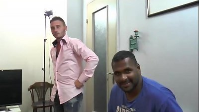 A hoe gets a good dick in her beaver