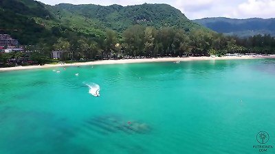 queen of enjoy in 'Tourist in Phuket'